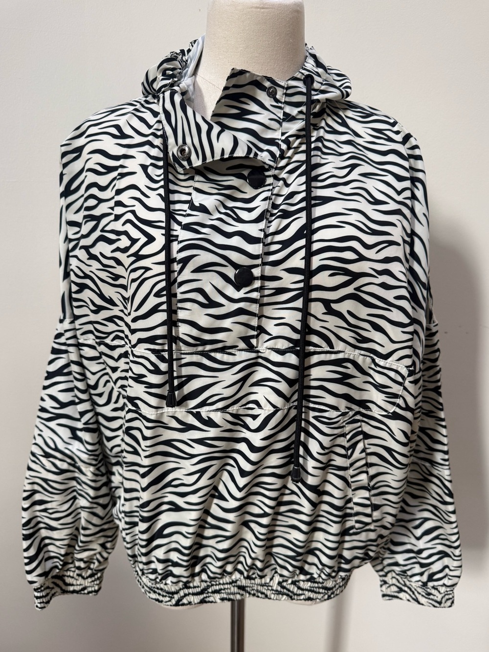 Year of Ours Zebra Print Hooded Windbreaker Pullover XS